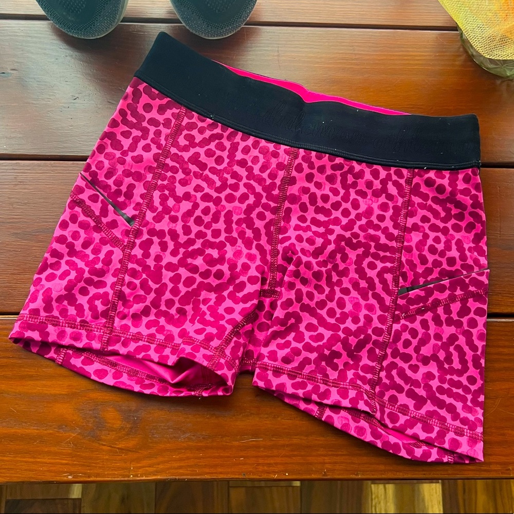 Lululemon athletic shorts, size 4, EUC